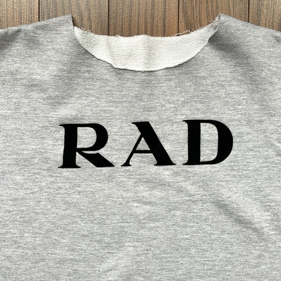 John Galt by Brandy Melville Cropped RAD sweatshirt size small - Picture 4 of 6
